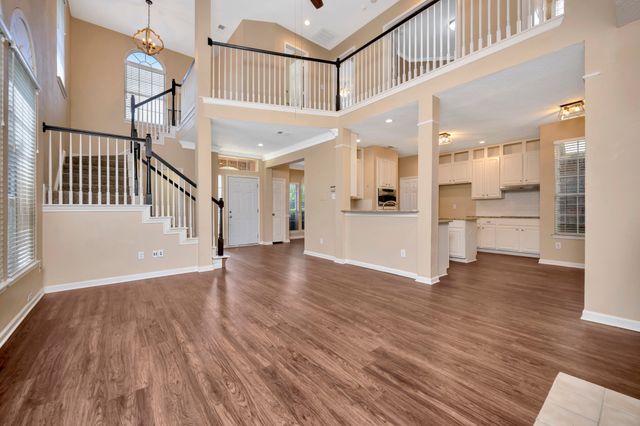 8704 Stonecrest Drive, Irving, TX 75063