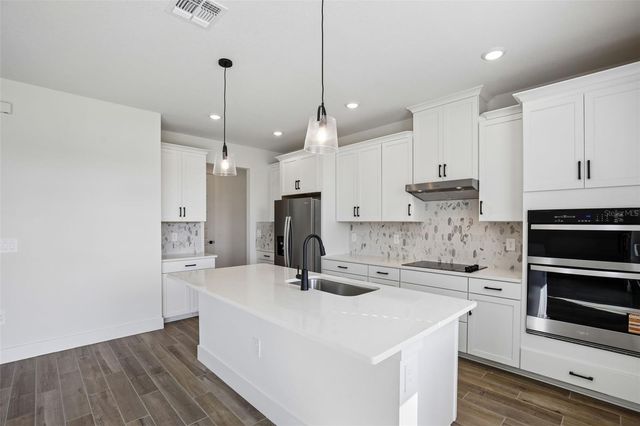 184 SHADY EDGE LOOP, Nokomis, FL 34275
