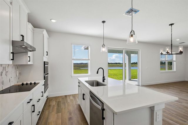 184 SHADY EDGE LOOP, Nokomis, FL 34275