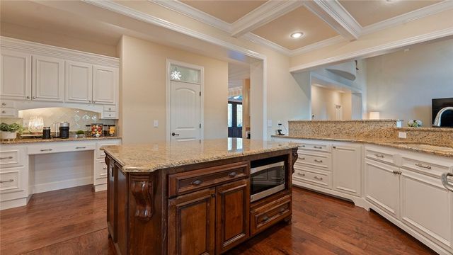 10744 Bluewater Passage, Rogers, AR 72756