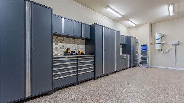 10744 Bluewater Passage, Rogers, AR 72756
