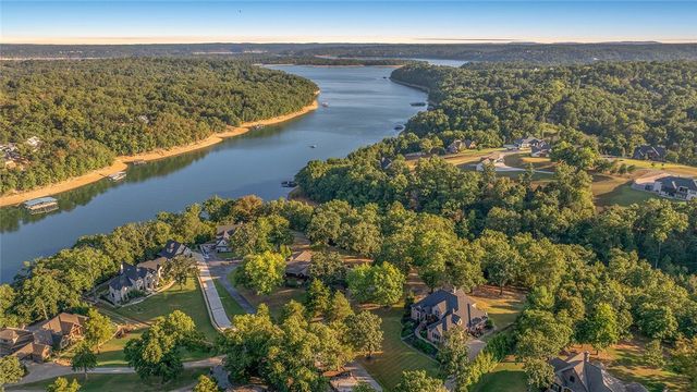 10744 Bluewater Passage, Rogers, AR 72756