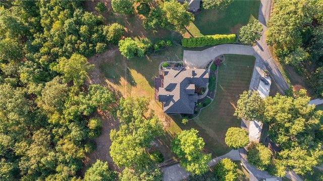 10744 Bluewater Passage, Rogers, AR 72756