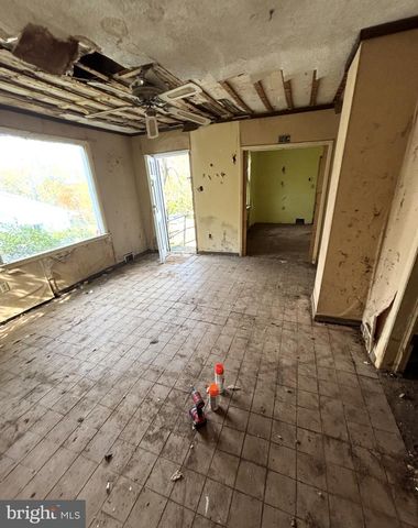 53 WOODLAND AVE, Clementon, NJ 08021