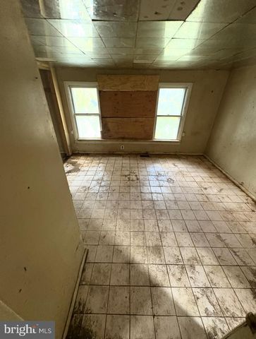 53 WOODLAND AVE, Clementon, NJ 08021