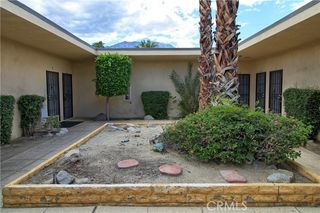 567 Desert Way 2, Palm Springs, CA 92264