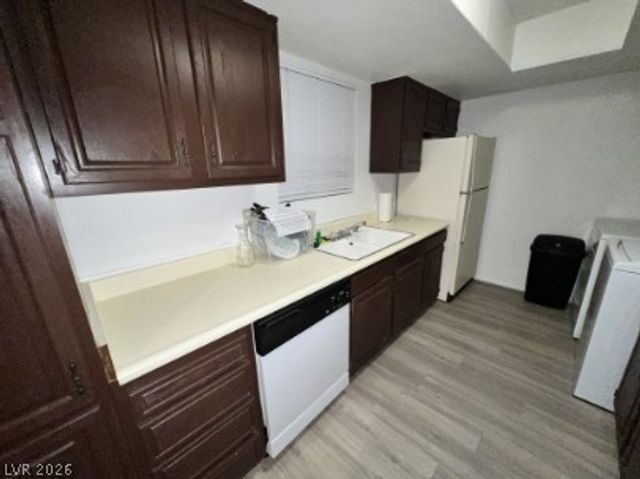 4650 Koval 14 Lane, Las Vegas, NV 89109