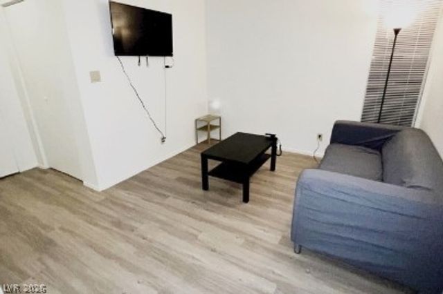 4650 Koval 14 Lane, Las Vegas, NV 89109