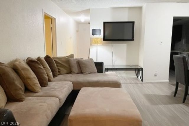 4650 Koval 14 Lane, Las Vegas, NV 89109