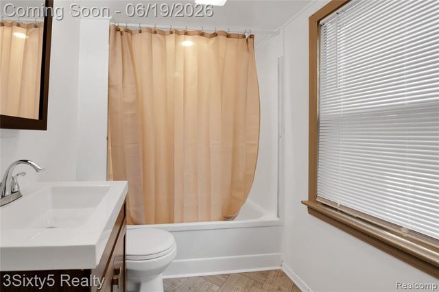 6562 Westpoint Street, Taylor, MI 48180