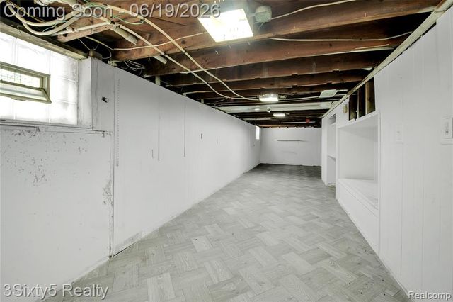 6562 Westpoint Street, Taylor, MI 48180