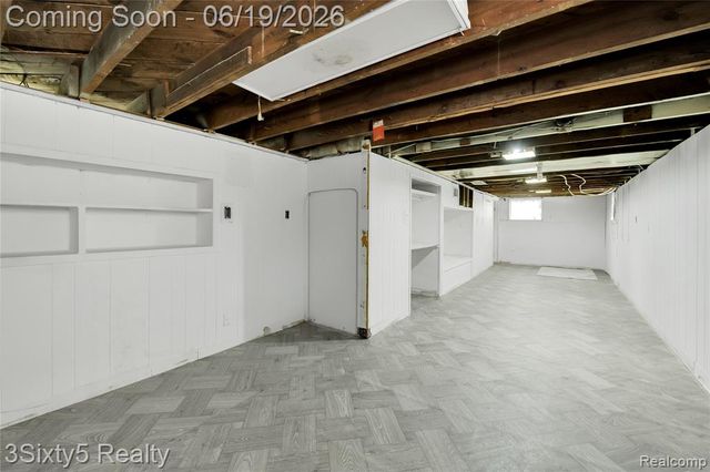 6562 Westpoint Street, Taylor, MI 48180