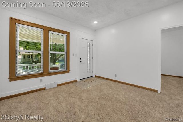 6562 Westpoint Street, Taylor, MI 48180