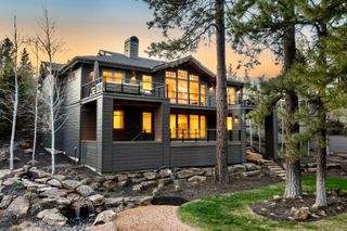 2861 NW Perlette Lane, Bend, OR 97703