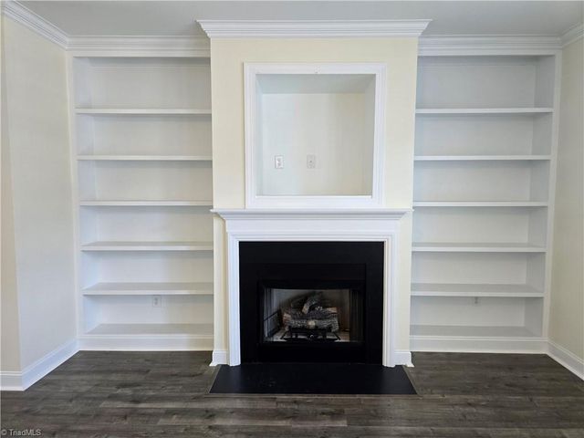 6 Viburnum Lane, Greensboro, NC 27455