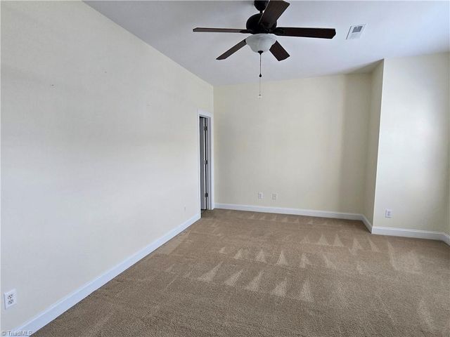 6 Viburnum Lane, Greensboro, NC 27455