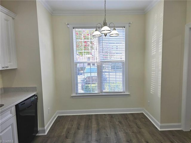 6 Viburnum Lane, Greensboro, NC 27455