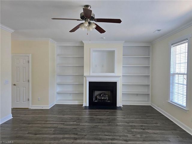 6 Viburnum Lane, Greensboro, NC 27455