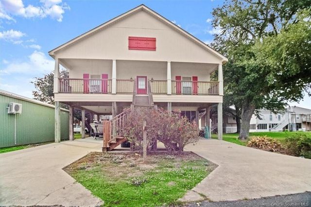 122 Bank Street, Lake Charles, LA 70607