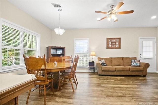 122 Bank Street, Lake Charles, LA 70607