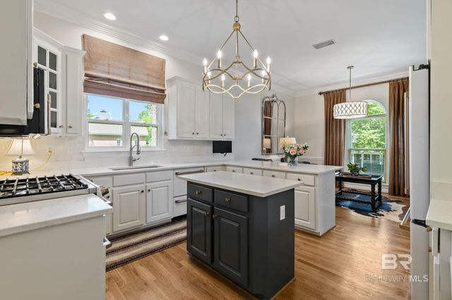 9025 Pine Run, Daphne, AL 36527