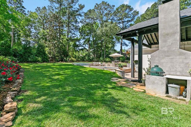 9025 Pine Run, Daphne, AL 36527
