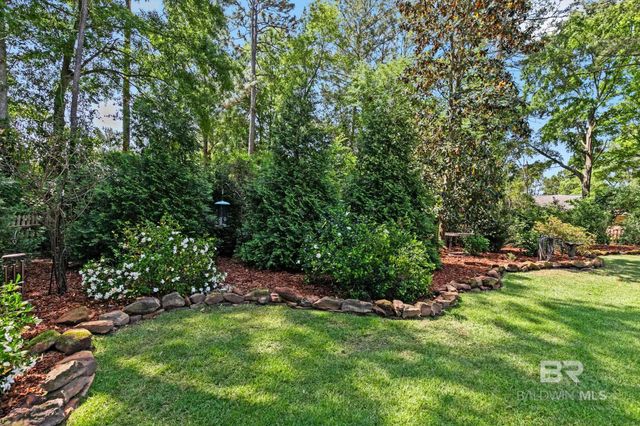 9025 Pine Run, Daphne, AL 36527