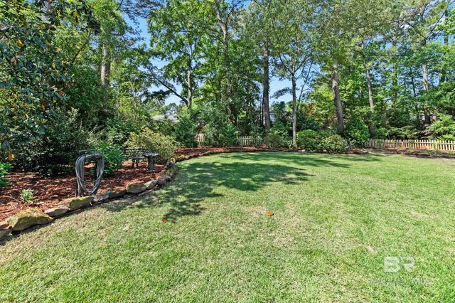 9025 Pine Run, Daphne, AL 36527