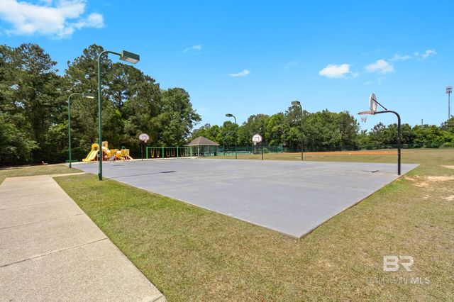 9025 Pine Run, Daphne, AL 36527