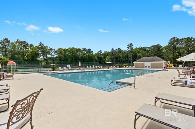 9025 Pine Run, Daphne, AL 36527