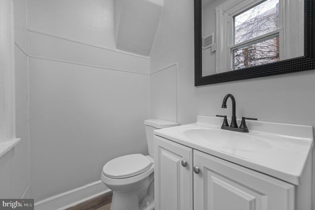 5328 HEDGE ST, Philadelphia, PA 19124