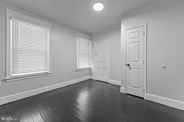 5328 HEDGE ST, Philadelphia, PA 19124