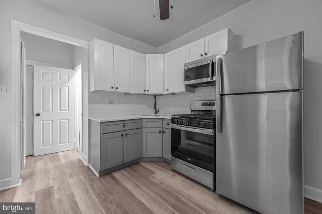 5328 HEDGE ST, Philadelphia, PA 19124