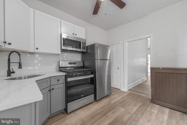 5328 HEDGE ST, Philadelphia, PA 19124