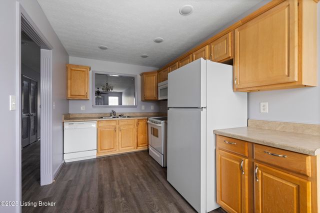 3406 W Jefferson St, Louisville, KY 40212