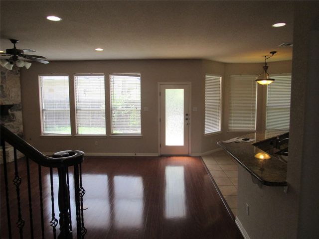 8009 Pamplona Vista CV, Austin, TX 78739