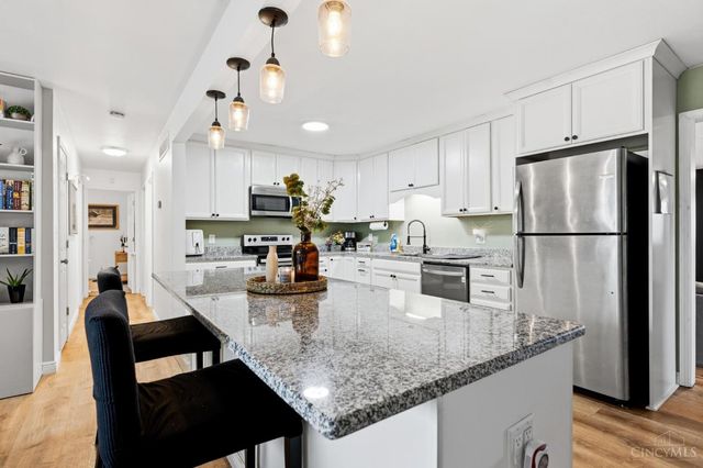 8205 Westlawn Drive, Franklin, OH 45005