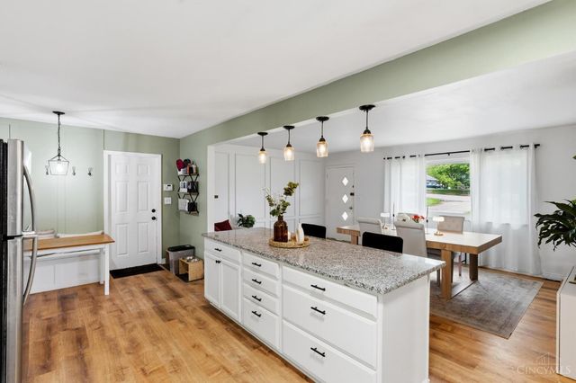 8205 Westlawn Drive, Franklin, OH 45005