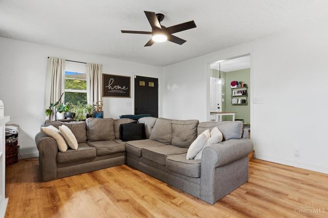 8205 Westlawn Drive, Franklin, OH 45005
