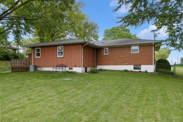8205 Westlawn Drive, Franklin, OH 45005