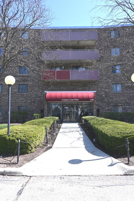 1463 Mercury Drive 217, Schaumburg, IL 60193