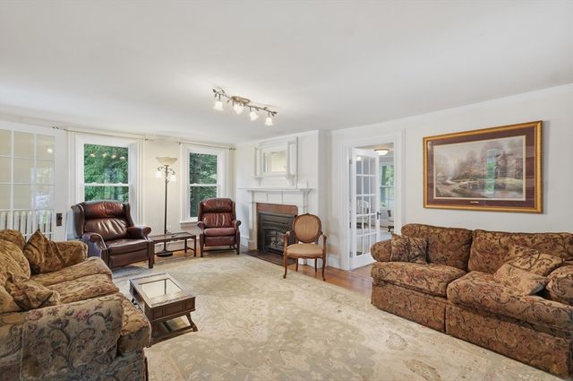 239 Fairmount Street, Lowell, MA 01852