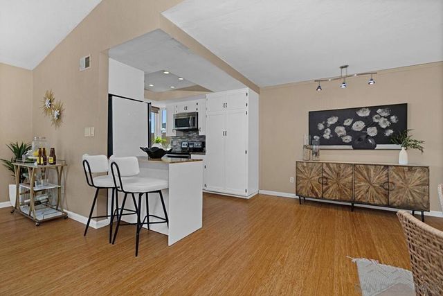 3197 Wayne Ln, San Diego, CA 92117