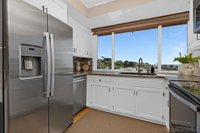 3197 Wayne Ln, San Diego, CA 92117