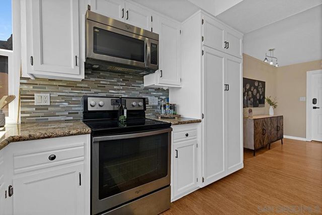 3197 Wayne Ln, San Diego, CA 92117