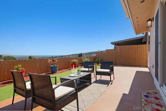 3197 Wayne Ln, San Diego, CA 92117