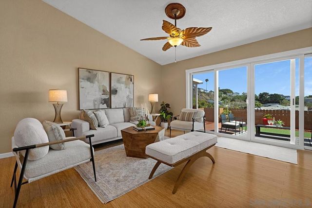 3197 Wayne Ln, San Diego, CA 92117
