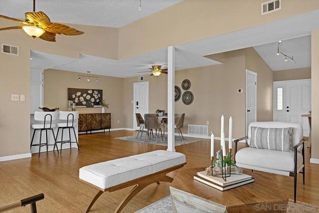 3197 Wayne Ln, San Diego, CA 92117