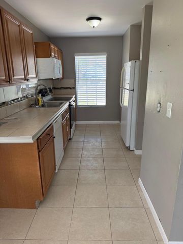 1456 SE Rivergreen Circle, Port St. Lucie, Port St Lucie, FL 34952