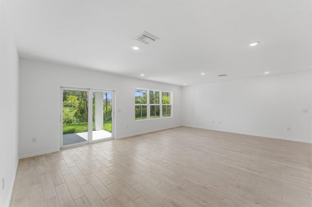 841 NW Archer Avenue, Port St. Lucie, FL 34983